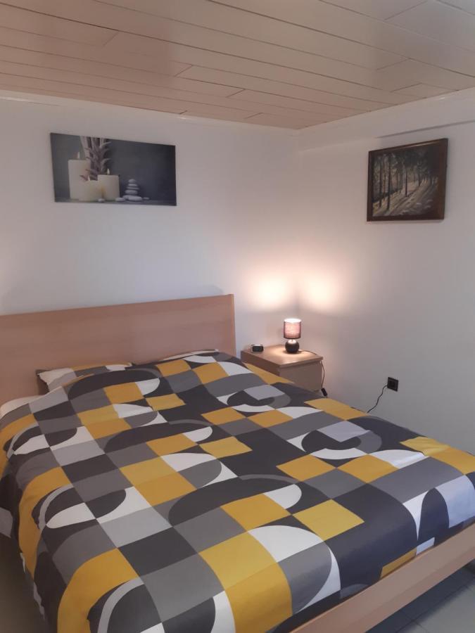 Gite Des Marais Vaux-sur-Sure Bagian luar foto